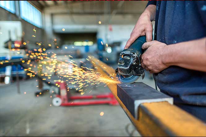 Is The Lack of Skilled Workers Hurting The Manufacturing Industry?